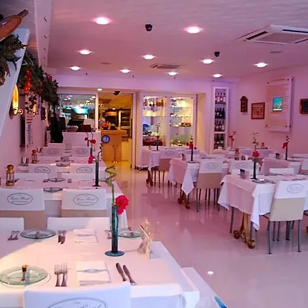 Devamli Hotel *
