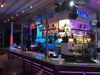 Отель Devamli *